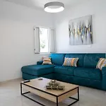 Taheli Riverside Townhouse In Tourist Area Paphos
