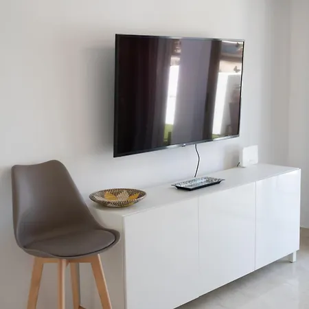Taheli Riverside Townhouse In Tourist Area Paphos