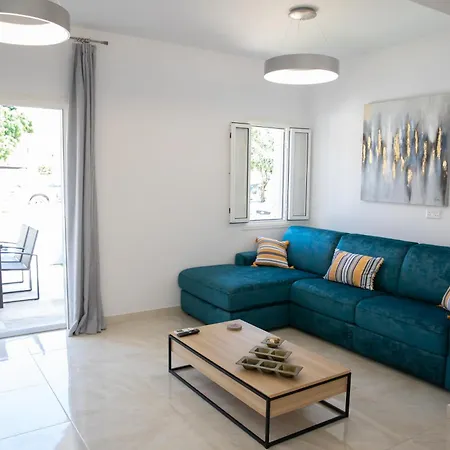 Vila Taheli Riverside Townhouse In Tourist Area