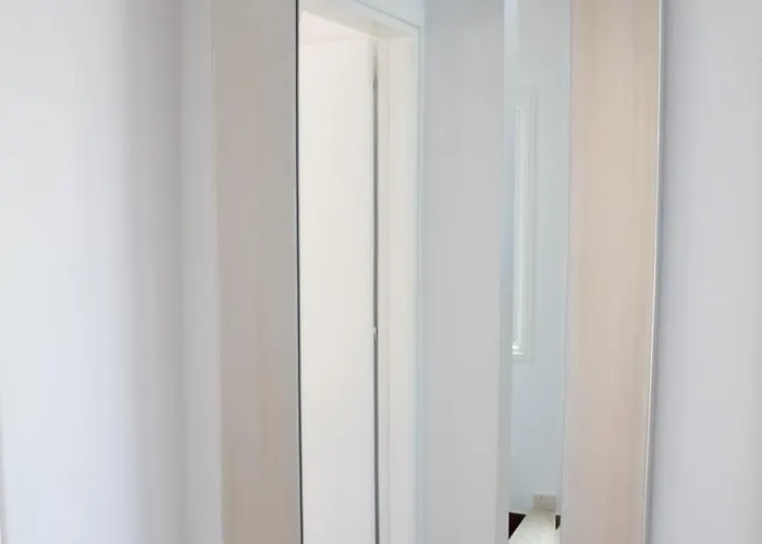 Vila Taheli Riverside Townhouse In Tourist Area *