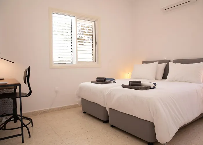 Taheli Riverside Townhouse In Tourist Area