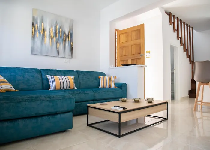 Vila Taheli Riverside Townhouse In Tourist Area