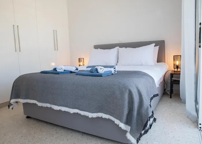 Taheli Riverside Townhouse In Tourist Area