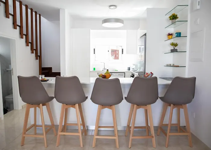 Taheli Riverside Townhouse In Tourist Area